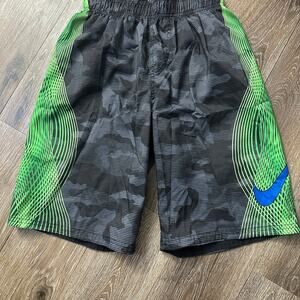 Nike Boys Swim Shorts XL Black Camo w/ Green Accents EUC Lightweight Fit